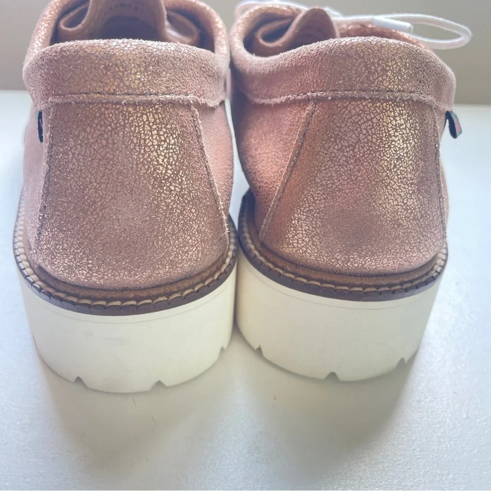 G.H. Bass NWOB Originals Lug Sole Moccasin Shoes Wallace Suede Rose Gold 11